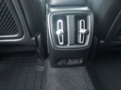 2021 Volvo XC40 Recharge P8 eAWD Pure Electric