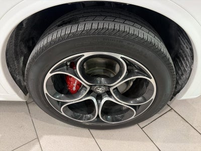 2023 Alfa Romeo Stelvio Veloce AWD