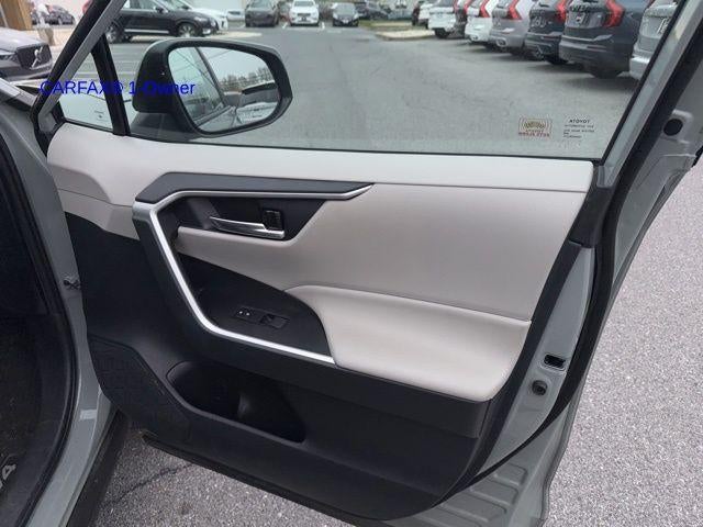 2019 Toyota RAV4 Hybrid XLE AWD (Natl)