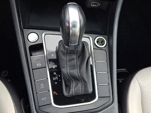 2019 Volkswagen Jetta R-Line Auto w/SULEV