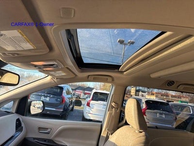 2019 Toyota Sienna XLE Premium FWD 8-Passenger (Natl)