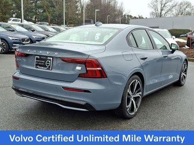 2023 Volvo S60 Recharge Plug-In Hybrid T8 eAWD PHEV Plus Dark Theme