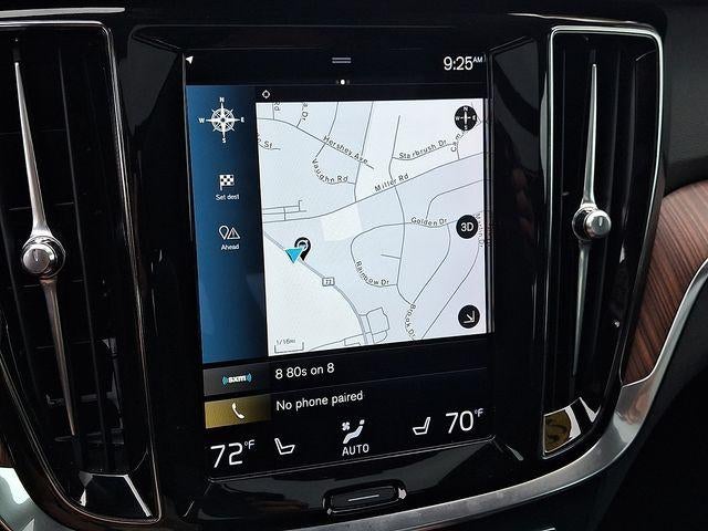 2022 Volvo S60 B5 AWD Momentum