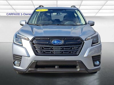 2023 Subaru Forester Premium CVT