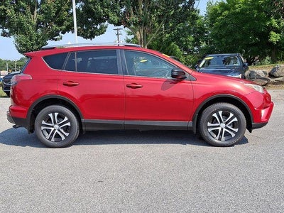 2017 Toyota RAV4 LE AWD (Natl)