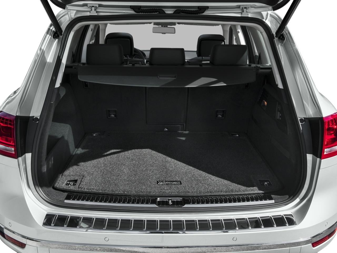 2016 Volkswagen Touareg 4dr TDI Sport w/Technology