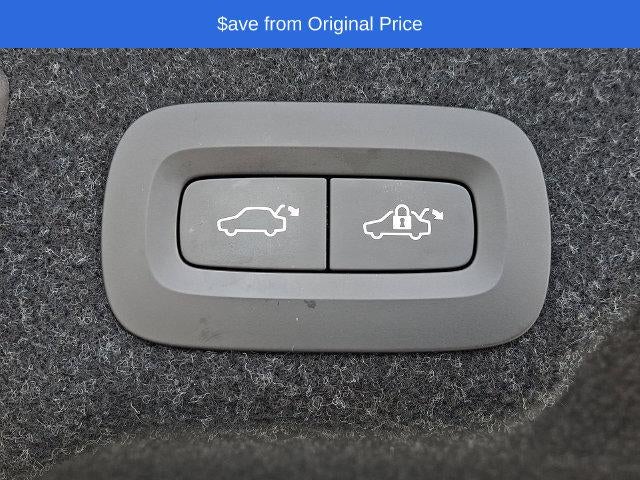 2017 Volvo S90 T6 AWD Inscription