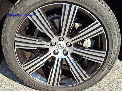 2023 Volvo XC90 B6 AWD Ultimate 6P