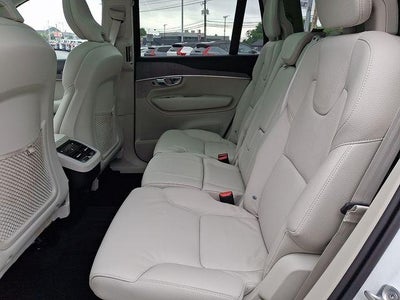 2024 Volvo XC90 B6 AWD Plus Bright Theme 7P