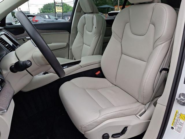 2024 Volvo XC90 B6 AWD Plus Bright Theme 7P