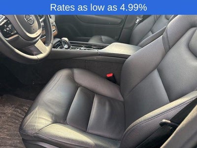 2024 Volvo XC90 B6 AWD Plus Bright Theme 7P