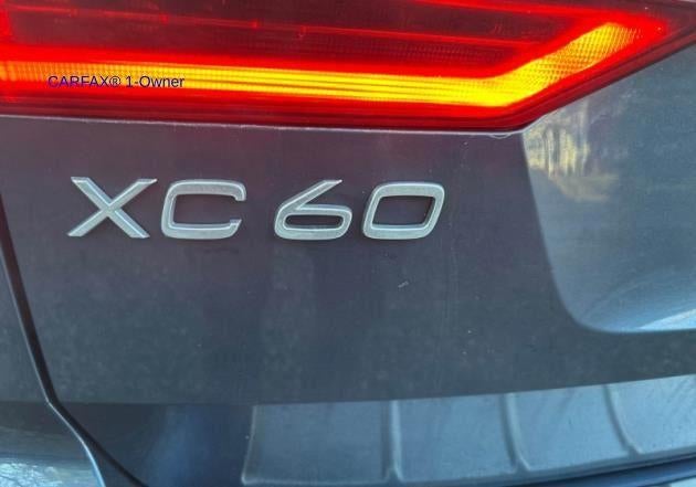 2023 Volvo XC60 B6 AWD Ultimate Dark Theme