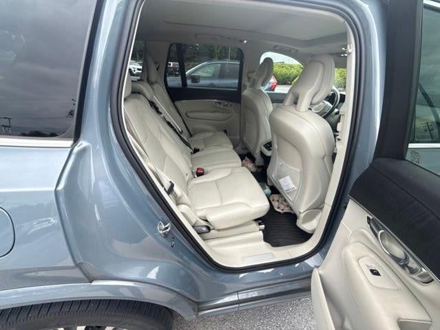 2020 Volvo XC90 T5 AWD Momentum 7 Passenger