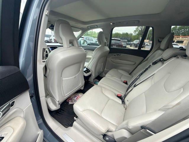 2020 Volvo XC90 T5 AWD Momentum 7 Passenger