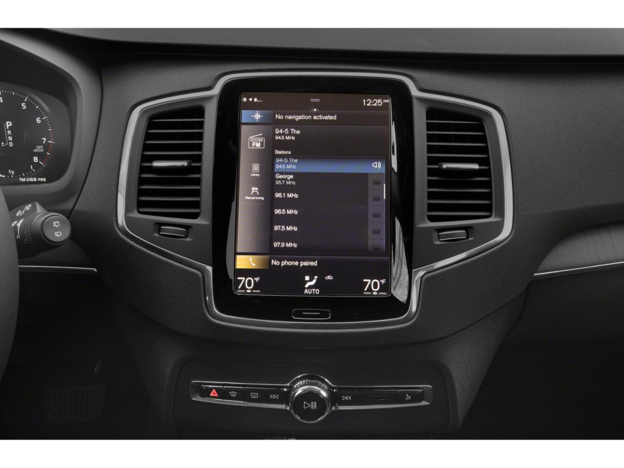 2020 Volvo XC90 T5 AWD Momentum 7 Passenger