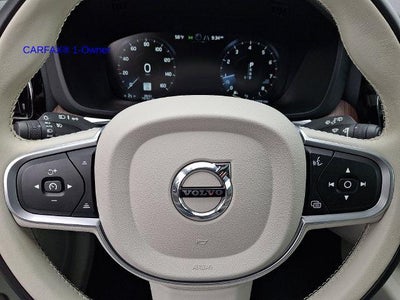 2021 Volvo XC60 T5 AWD Momentum