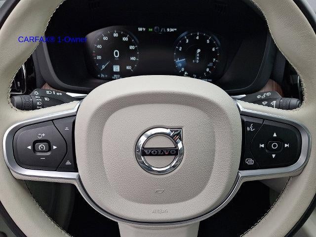 2021 Volvo XC60 T5 AWD Momentum