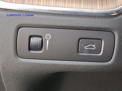 2021 Volvo XC60 T5 AWD Momentum