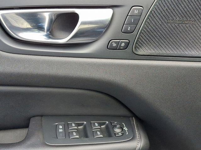 2021 Volvo XC60 T5 AWD Inscription