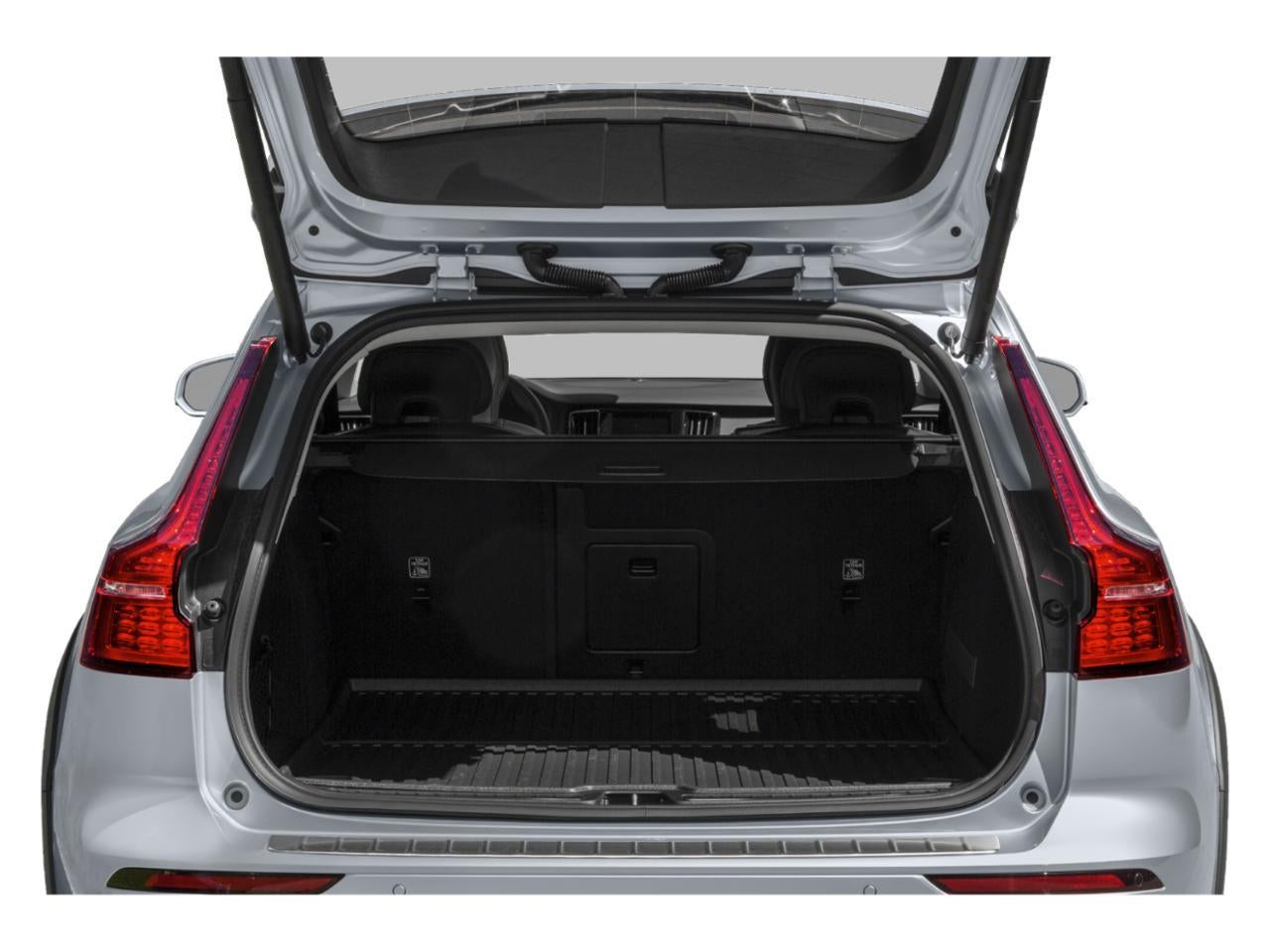 2022 Volvo V60 Cross Country T5 AWD