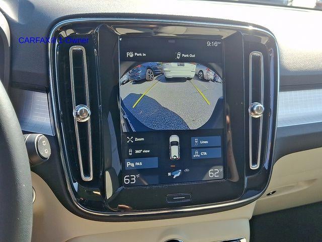 2019 Volvo XC40 T5 AWD Momentum
