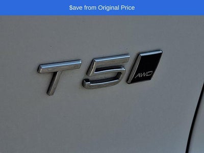 2021 Volvo XC40 T5 AWD R-Design