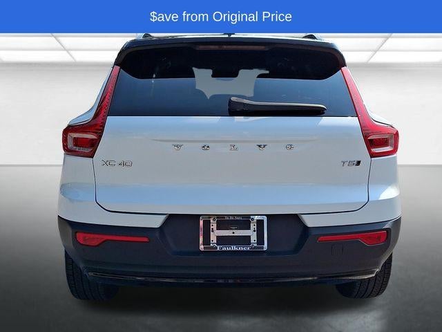 2021 Volvo XC40 T5 AWD R-Design