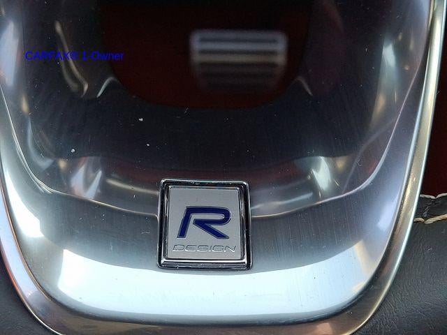 2019 Volvo XC40 T5 AWD R-Design