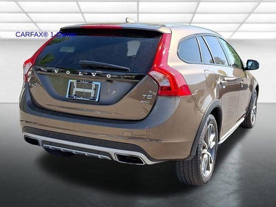 2017 Volvo V60 Cross Country T5 AWD