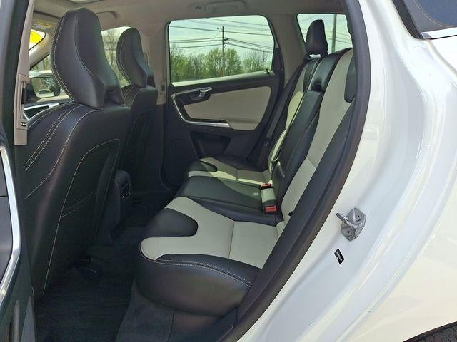 2017 Volvo XC60 T6 AWD Dynamic