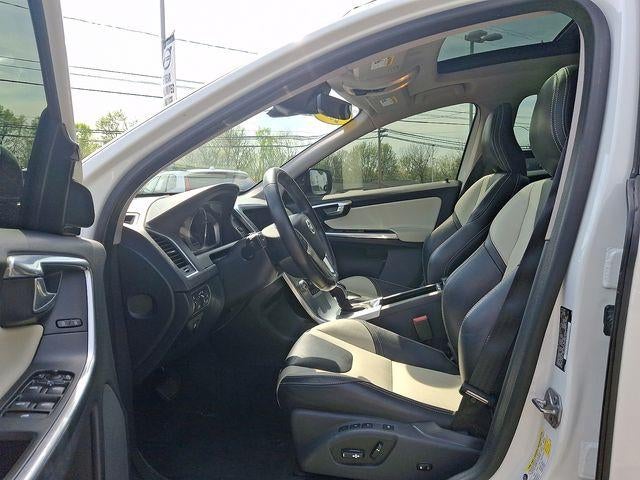 2017 Volvo XC60 T6 AWD Dynamic