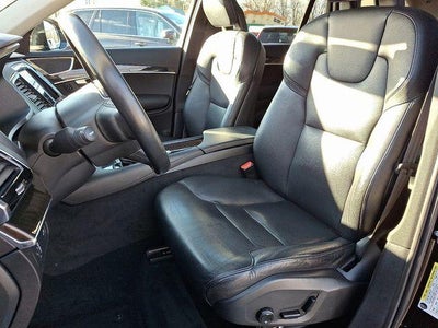 2018 Volvo XC90 T6 AWD 7-Passenger Momentum