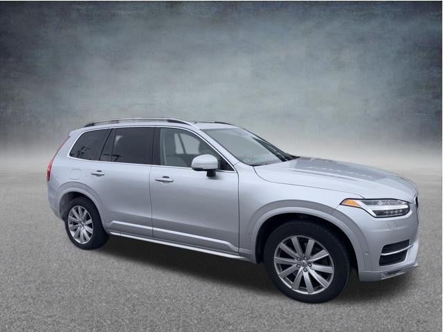 2019 Volvo XC90 T6 AWD Momentum