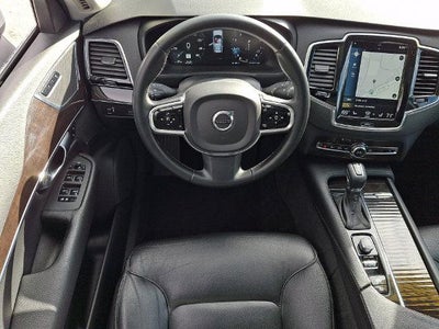 2018 Volvo XC90 T6 AWD 7-Passenger Momentum