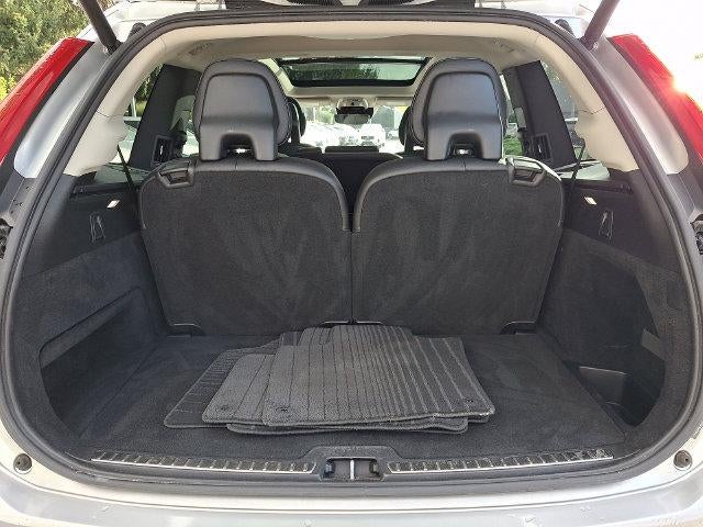 2018 Volvo XC90 T6 AWD 7-Passenger Momentum