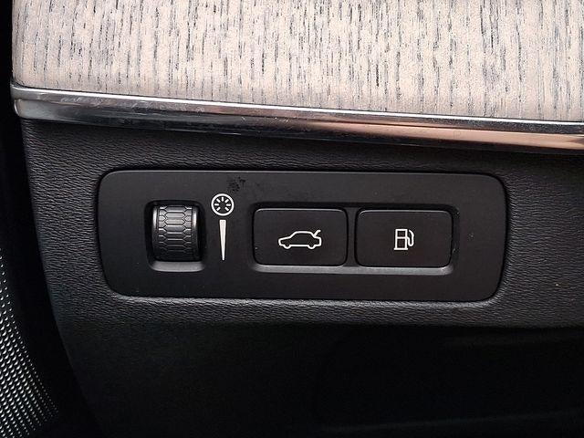 2022 Volvo XC90 Recharge Plug-In Hybrid T8 eAWD PHEV Inscription 6P