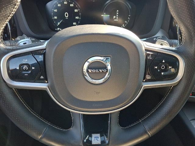2019 Volvo XC60 T8 eAWD Plug-In Hybrid R-Design
