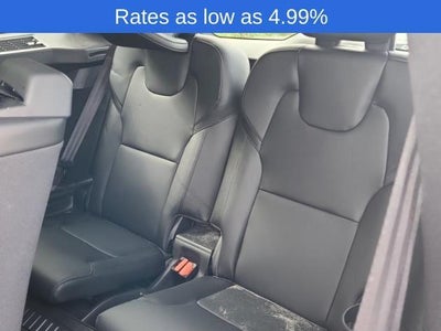 2023 Volvo XC90 B5 AWD Core 7P