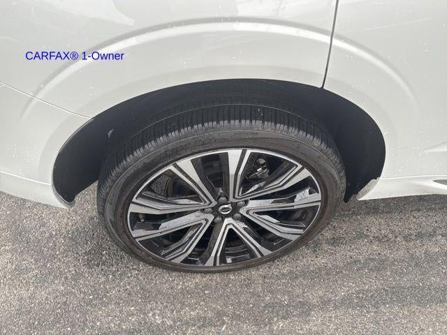 2023 Volvo XC60 B5 AWD Ultimate Bright Theme