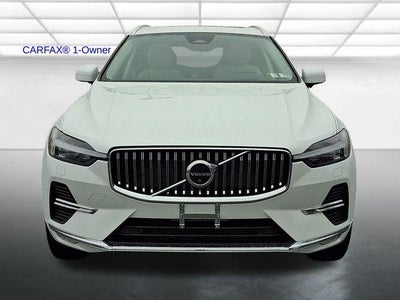 2023 Volvo XC60 B5 AWD Ultimate Bright Theme