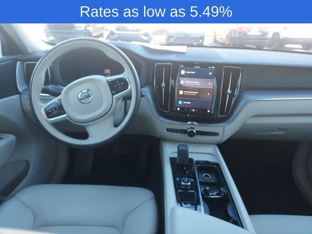 2024 Volvo XC60 B5 AWD Core Dark Theme