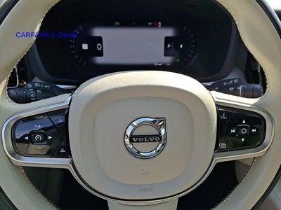 2024 Volvo XC60 B5 AWD Plus Dark Theme