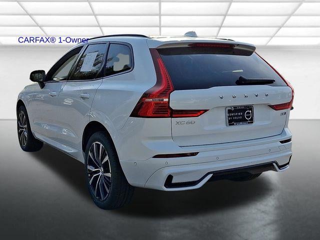 2024 Volvo XC60 B5 AWD Plus Dark Theme