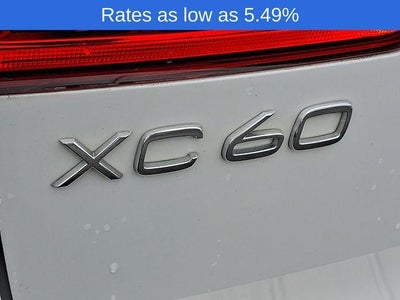 2023 Volvo XC60 B5 AWD Plus Bright Theme