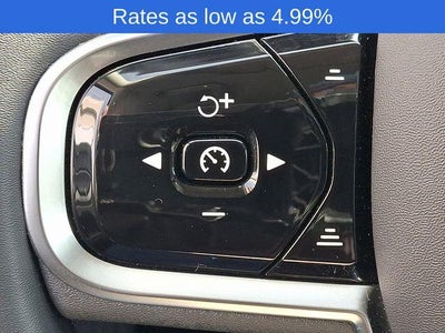 2023 Volvo XC60 B5 AWD Plus Bright Theme