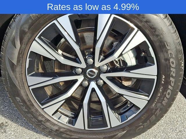 2023 Volvo XC60 B5 AWD Plus Bright Theme