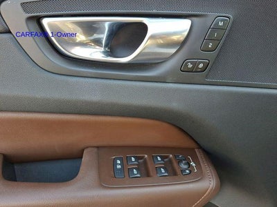 2023 Volvo XC60 B5 AWD Plus Bright Theme