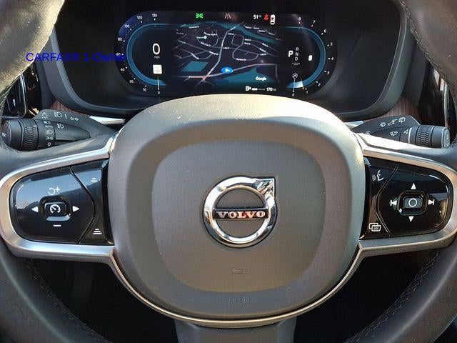 2023 Volvo XC60 B5 AWD Plus Bright Theme