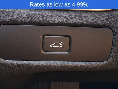 2023 Volvo XC60 B5 AWD Plus Bright Theme