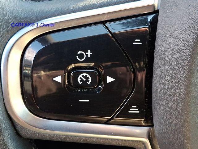 2023 Volvo XC60 B5 AWD Plus Bright Theme